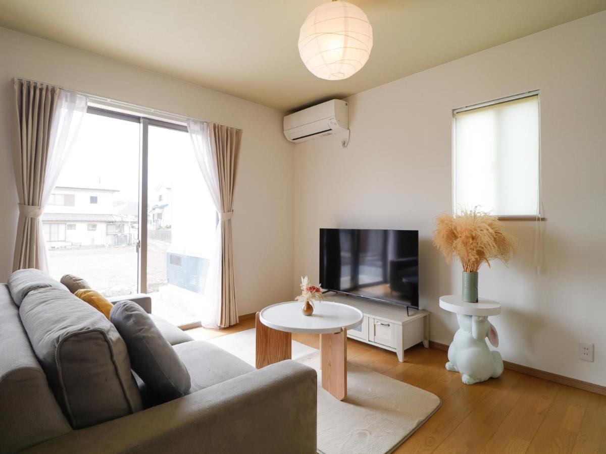 貸別荘 ウサギの郷 Fujikawaguchiko Ngoại thất bức ảnh